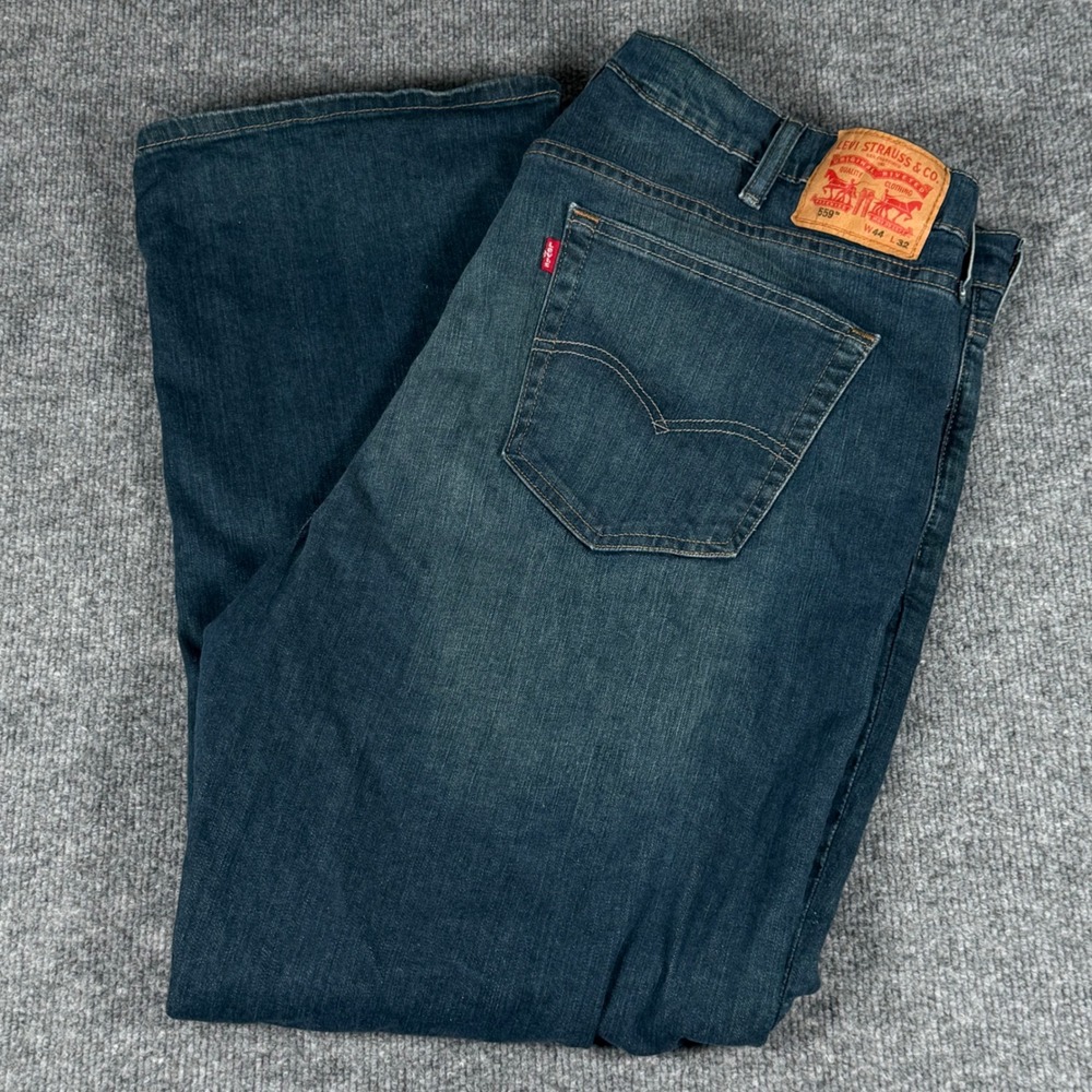 Levi's 559 Mens Relaxed Comfort Straight Fit Jeans Mens 44x31 Blue Denim Cowboy